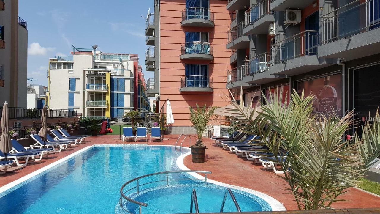 Апартамент Cacao Residence サニービーチ エクステリア 写真